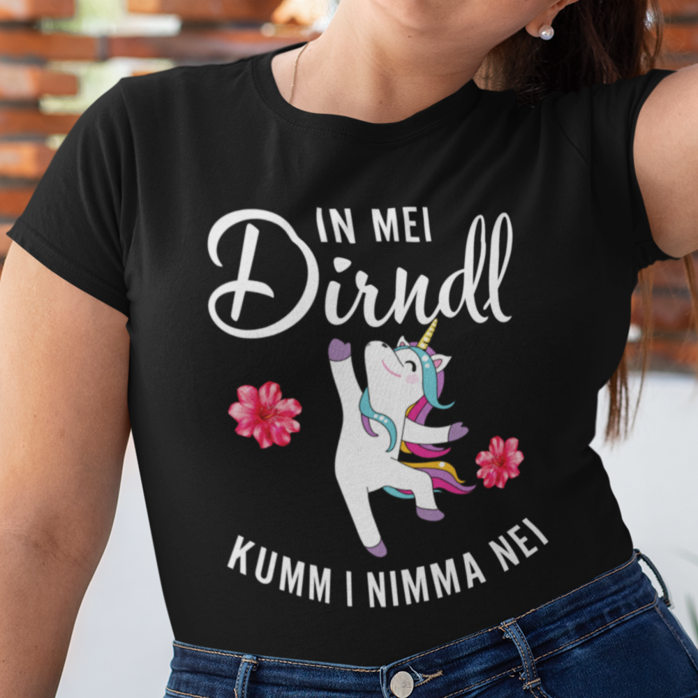 In mei Dirndl  - Damenshirt