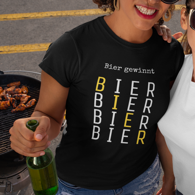 Bier gewinnt  - Damenshirt (100% Baumwolle)